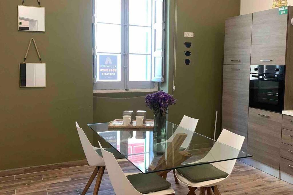 Apartamento Sliema - 2 Mins From The Beach Exterior foto
